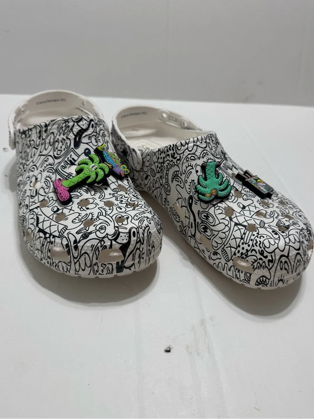 Crocs × Steven Harrington Collab Classic Clog White Black M9 W11